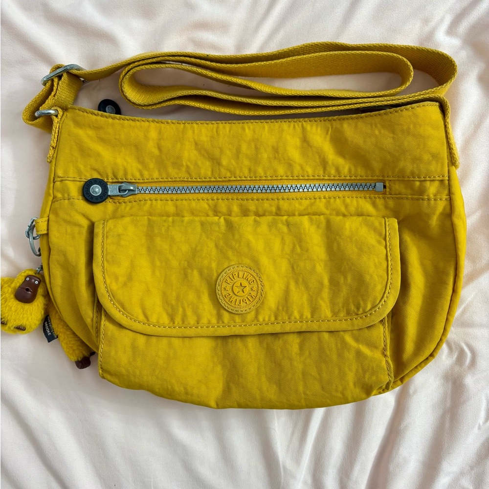 KIPLING CROSSBODY BAG ⭐️🌻